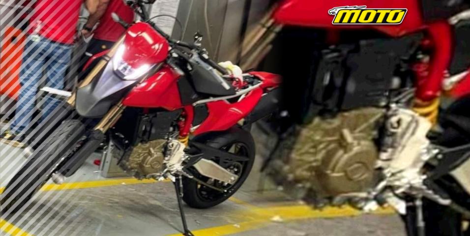 Ducati Supermotard spy