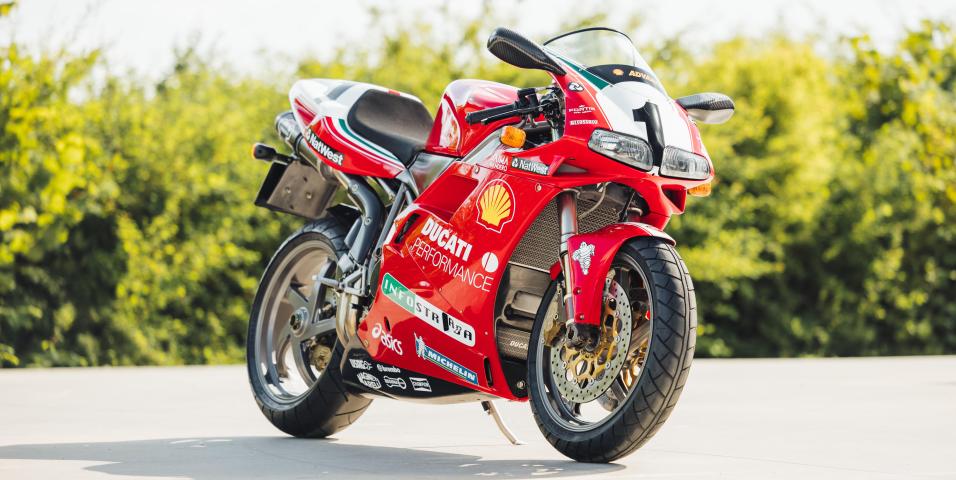 Δημοπρασία σπάνιου Ducati 996 SPS Factory Replica