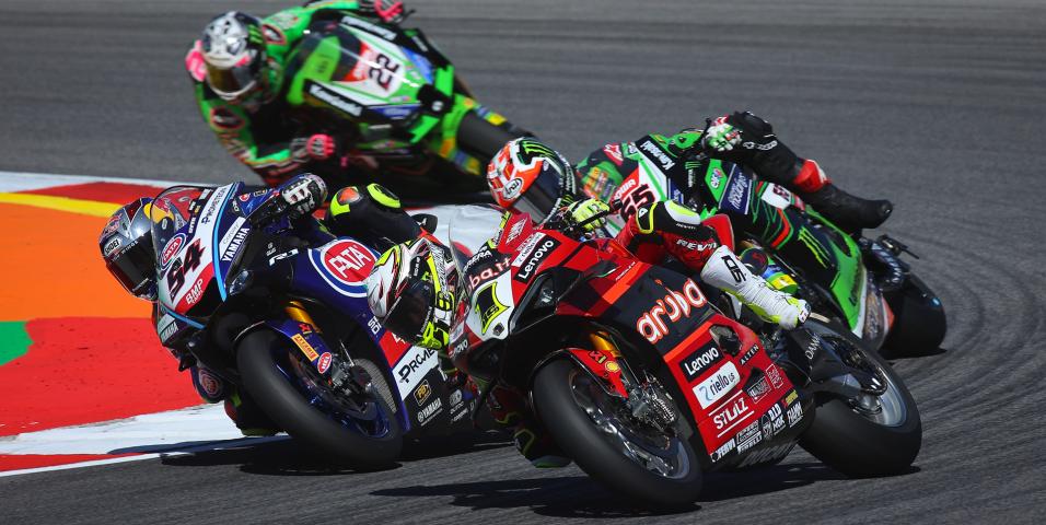 motomag MOTUL WSBK 2023, Portimao, Superpole Race: Ο Bautista κερδίζει στο νήμα τον Razgatioglu