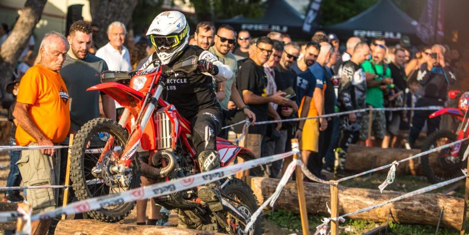 motomag Beta Xtrainer 250/300 Hard Enduro edition – Σχεδιασμένη από την Beta Hellas