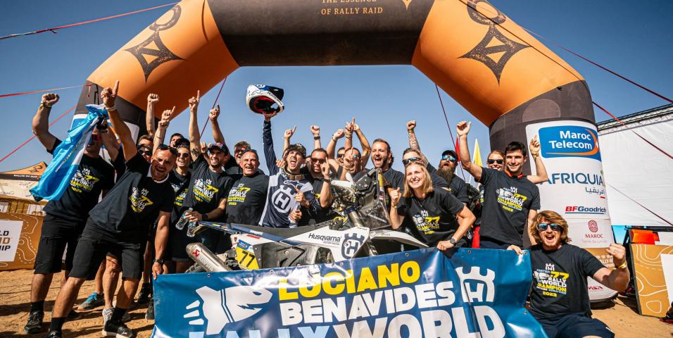 motomag O Luciano Benavides Παγκόσμιος Πρωταθλητής FIM Rally Raid με Husqvarna FR 450 Rally