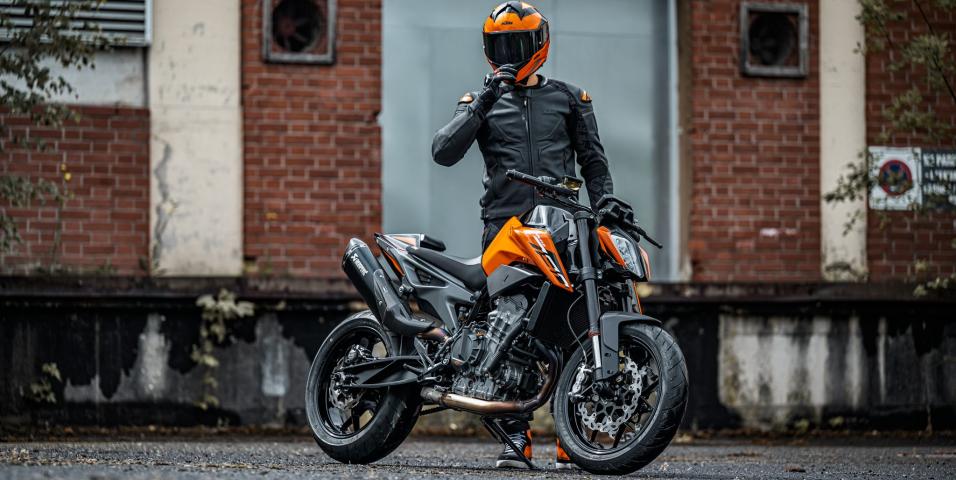 KTM 790 Duke 2024