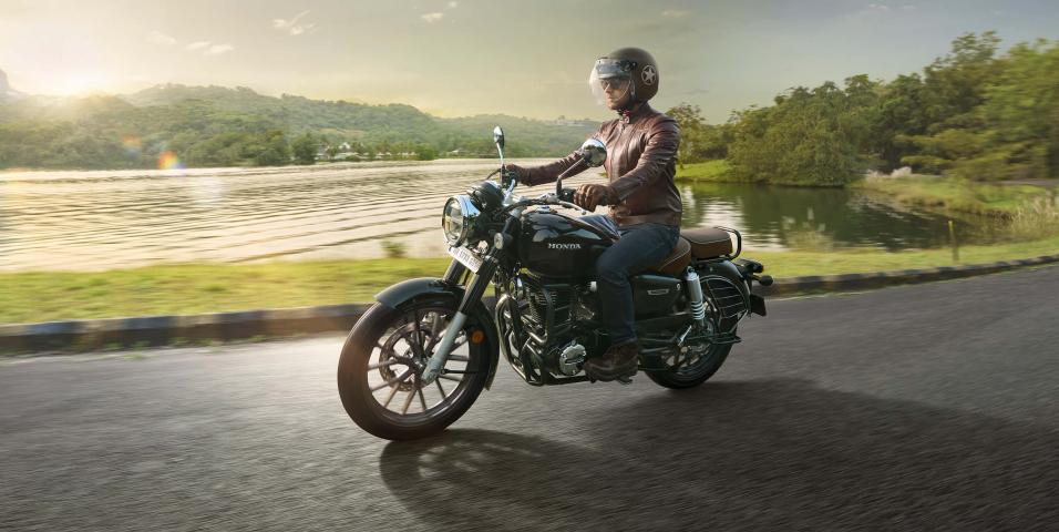 motomag Honda CB 350 DLX – Με ρετρό σχεδιασμό και πρώτο σταθμό την Ινδία