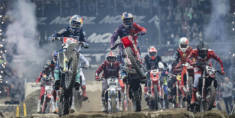 motomag SuperEnduro Πολωνία – Τα πήρε όλα και έφυγε ο Billy Bolt με Husqvarna