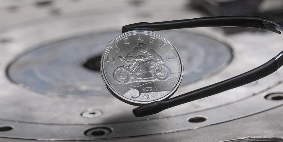 motomag Ducati – Τώρα και σε νόμισμα των 5 ευρώ!