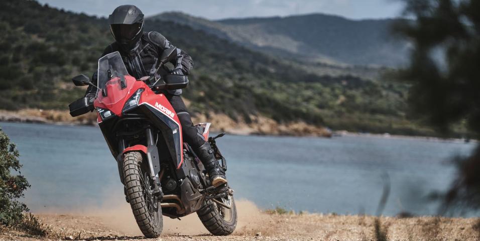 motomag Moto Morini – Νέος τιμοκατάλογος με μειωμένες τιμές στα X-Cape 650, Seiemezzo STR & SCR