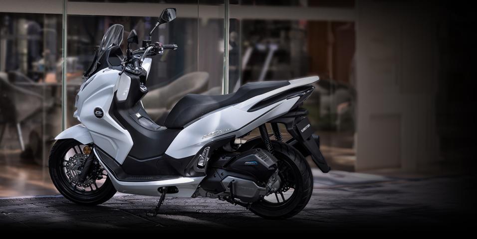 motomag QJMOTOR MTX 125 – Πρακτικότητα και στιλ σε προσιτό πακέτο