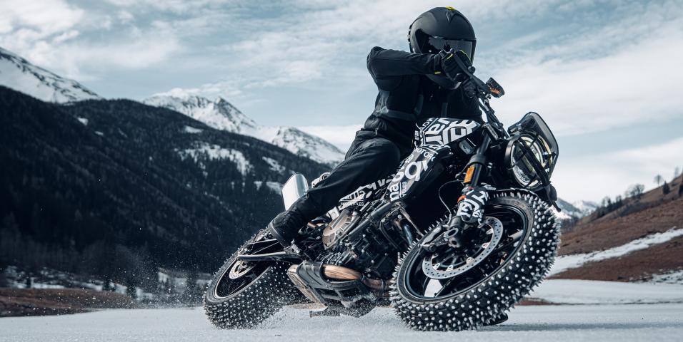 Husqvarna Svartpilen 801