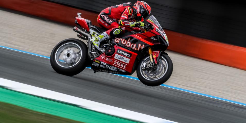 motomag Motul WSBK 2024, Assen, FP2 – Ο Bautista μπροστά με την βροχή να μπερδεύει τα πράγματα