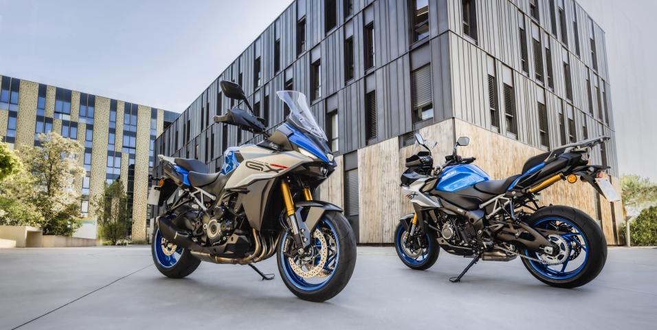 motomag Η Suzuki στην Έκθεση Μοτοσυκλέτας με περισσότερες από 25 μοτοσυκλέτες