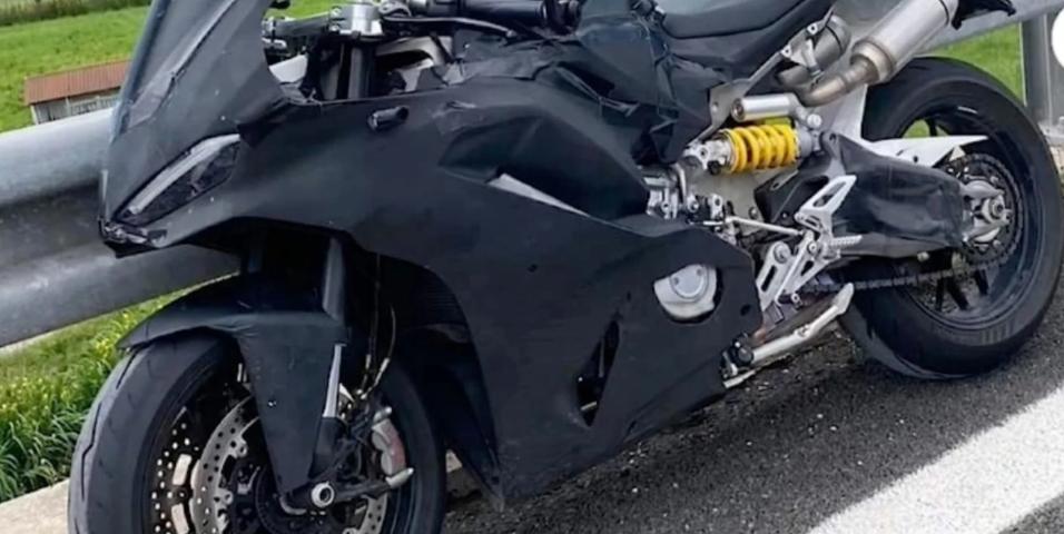 Ducati Panigale V2 δίμπρατσο ψαλίδι 