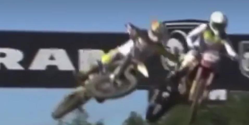 motomag MXGP - O Kay de Wolf της Husqvarna σπρώχνει στον αέρα αναβάτη για να μην συγκρουστούν [VIDEO]