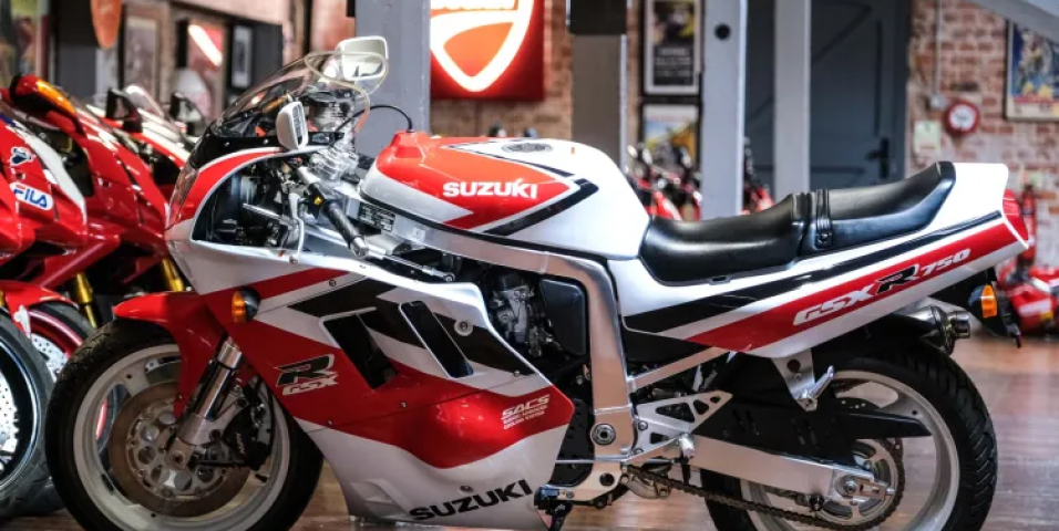 motomag Ένα Suzuki GSX-R750 του 1991 με μόλις 3 χλμ. στο κοντέρ ψάχνει αγοραστή