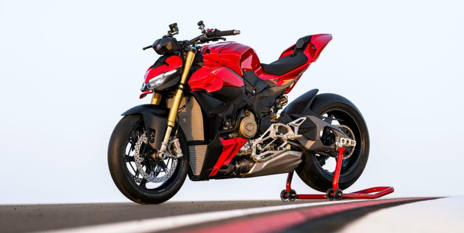 Ducati Streetfighter V4 2025