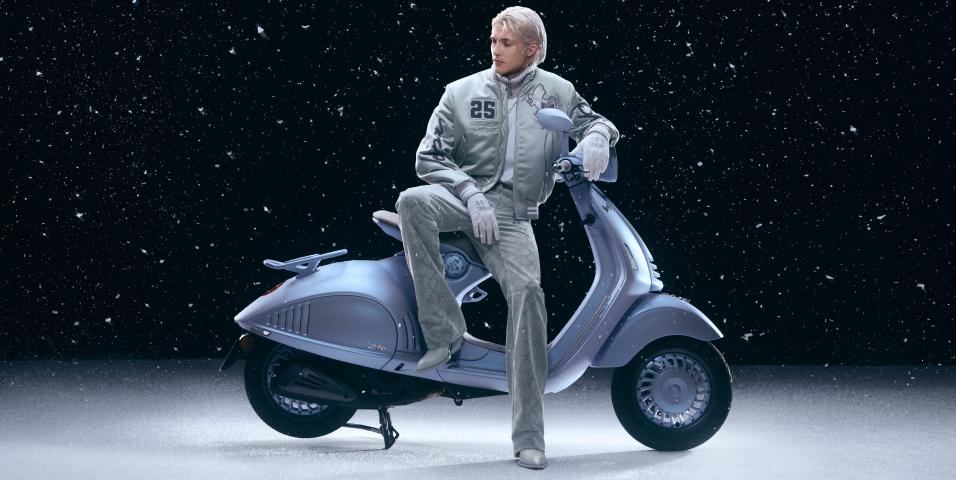 Vespa 946 Snake