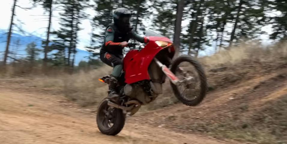 Κατεστραμμένο Ducati Panigale επανέρχεται στη ζωή ως adventure 2024