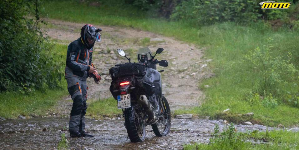 Σταμάτησε να φωτογραφίσει αρκούδα και τον σκότωσε