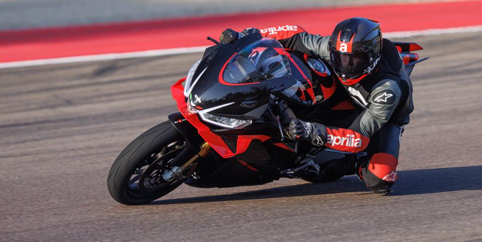 Aprilia προηγμένα ηλεκτρονικά βοηθήματα APRC 2025