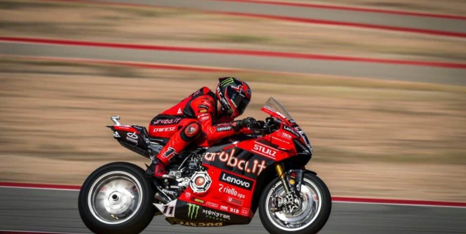 bulega-win-gara2-race-motorland-aragon-2025