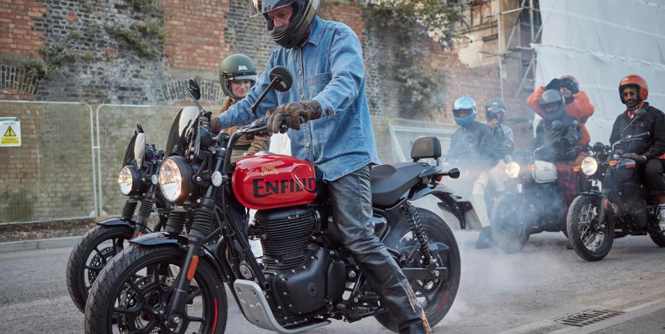 Royal Enfield προσφορά 250 ευρώ έκπτωση αξεσουάρ