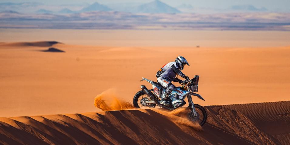 Dakar 2026 - 8o σκέλος: Νίκη Benavides και οριακή επικράτηση στη γενική κατάταξη - Μένει πίσω η Honda!