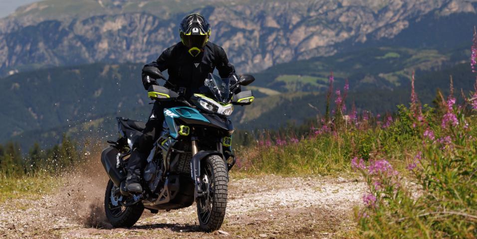 TRK 902 Xplorer Benelli τιμή στην Ελλάδα