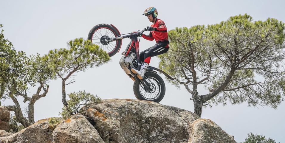 montesa cover