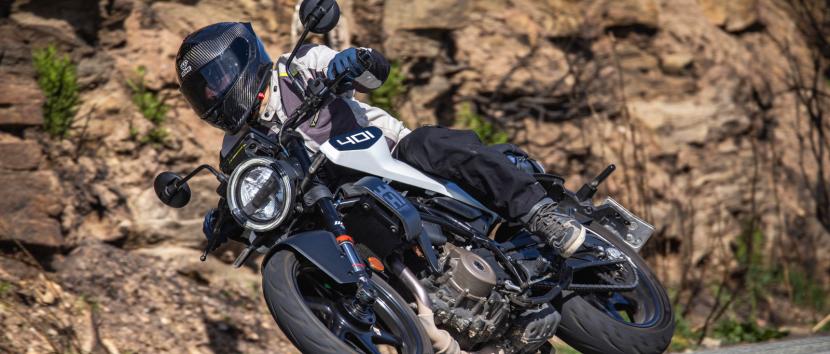 Vitpilen 401 Husqvarna σε τιμή προσφοράς 2025