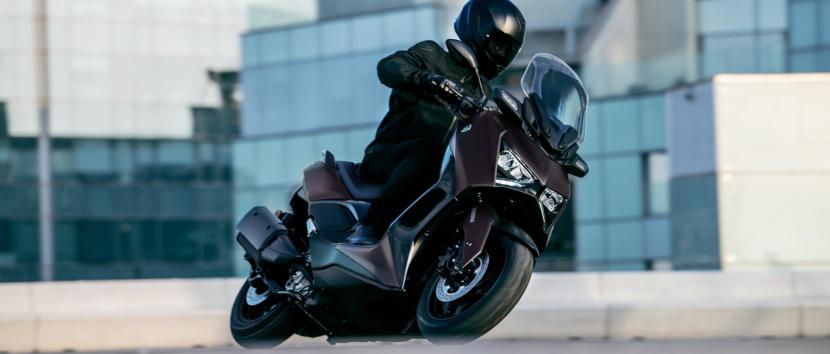 Yamaha XMAX 300 Tech MAx μείωση τιμής 2025