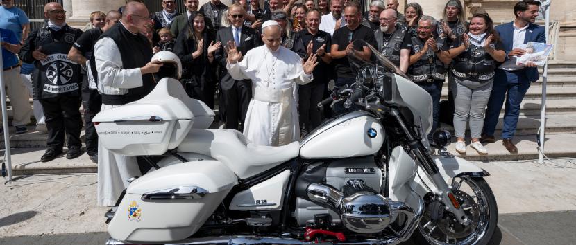 Leon XIV R18 Transcontinental