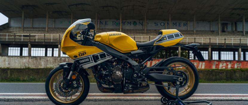 Yamaha XSR900 GP 2026 - Kenny Roberts Livery