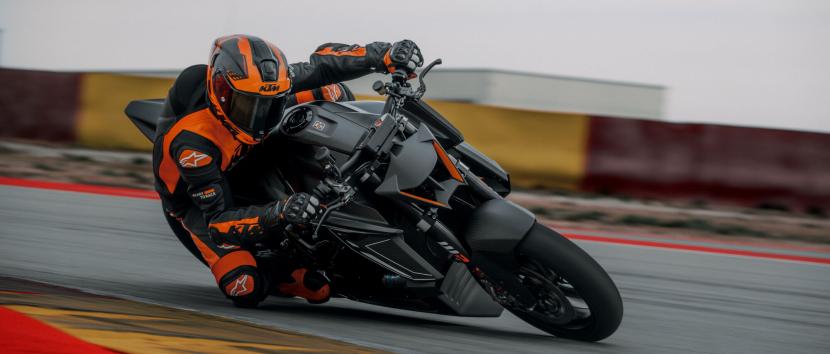 KTM 1390 SUPER DUKE RR TRACK