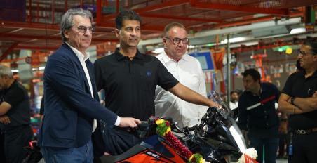 Bajaj - KTM 1 εκατομμύριο μοτοσυκλέτες στην παραγωγή