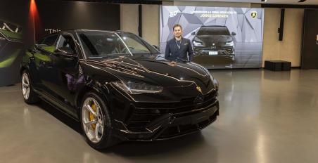 Jorge Lorenzo Lamborghini Urus-S