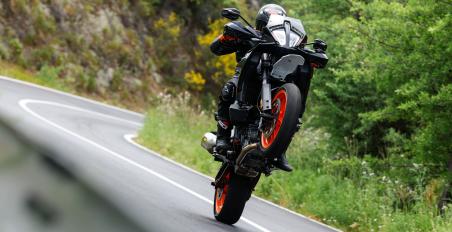 KTM 890 SMT 2023