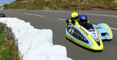Isle of Man TT 2023: Κρούσμα Ντόπινγκ - Εκτός αγώνα ο Jake Lowther συνοδηγός Sidecar