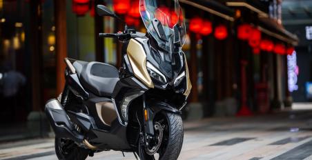 motomag QJMOTOR Fort 350: Διαθέσιμο το μεγαλύτερο σε κυβισμό scooter της εταιρείας 