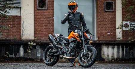 KTM 790 Duke 2024