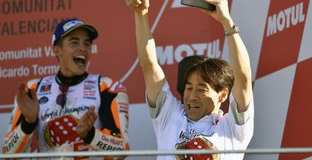 motomag Η Honda διώχνει από το MotoGP τον γενικό διευθυντή του HRC, Tetsuhiro Kuwata