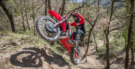 motomagRieju MR Hard Enduro Replica Alfredo Gomez – Ξεχωριστή έκδοση περιορισμένης παραγωγής