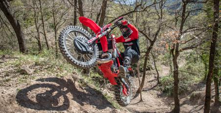 motomagRieju MR Hard Enduro Replica Alfredo Gomez – Ξεχωριστή έκδοση περιορισμένης παραγωγής