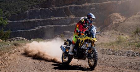 motomagSuzuki V-Strom 800 DE – Παρθενική εμφάνιση στο Hellas Rally 2024