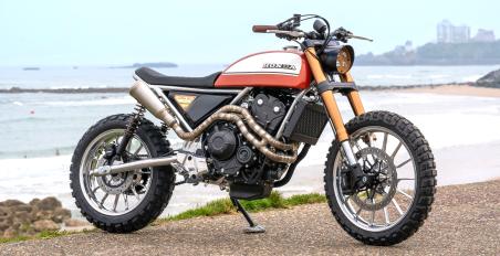 H Honda στο Wheels and Waves 2024