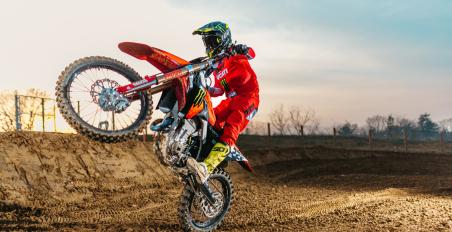 motomag Επιστρέφει στην ενεργό δράση ο Cairoli με το Ducati Desmo450 MX