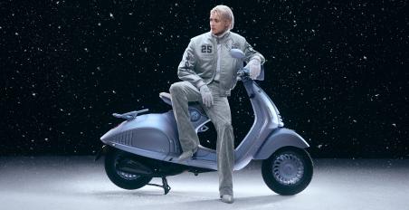 Vespa 946 Snake