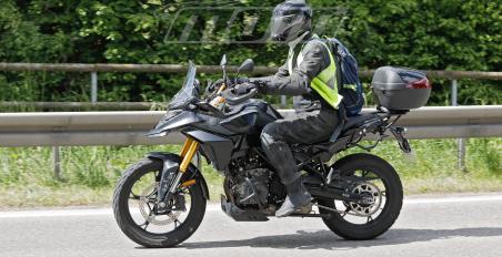 BMW F450GS: Το MOTO εξασφάλισε τις πρώτες φωτογραφίες σε δημόσιο δρόμο