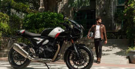 Thruxton 