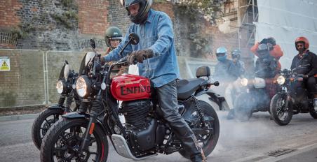 Royal Enfield προσφορά 250 ευρώ έκπτωση αξεσουάρ