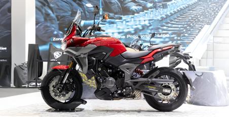 H Cyclone στην Ελλάδα