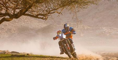 Dakar 2026 – 1o σκέλος: Νίκη Canet με ποινή Branch  - Για στρατηγική KTM εναντίων Honda έκανε λόγο ο Brabec